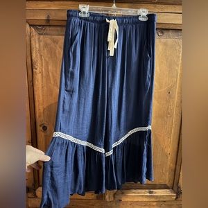 NWOT Umgee flowy pants